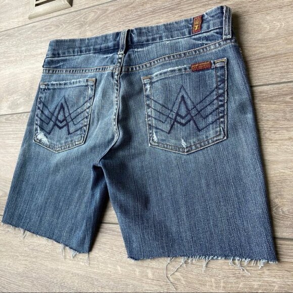 7 For All Mankind A Pocket Cut Out Bermuda Shorts - Picture 5 of 11